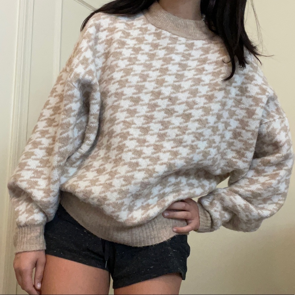 Sweater - Picture 2 of 2